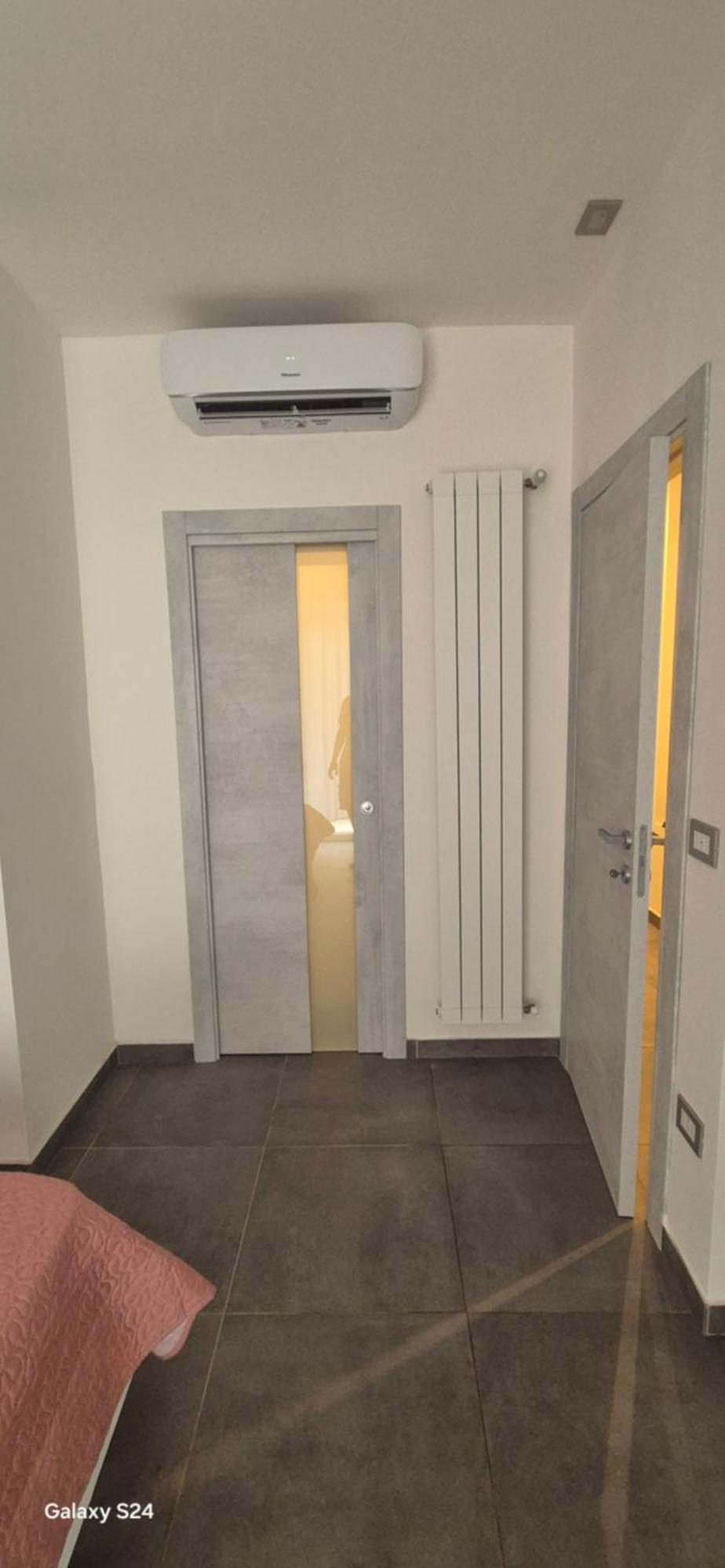 B & B Mali Salerno Eksteriør billede